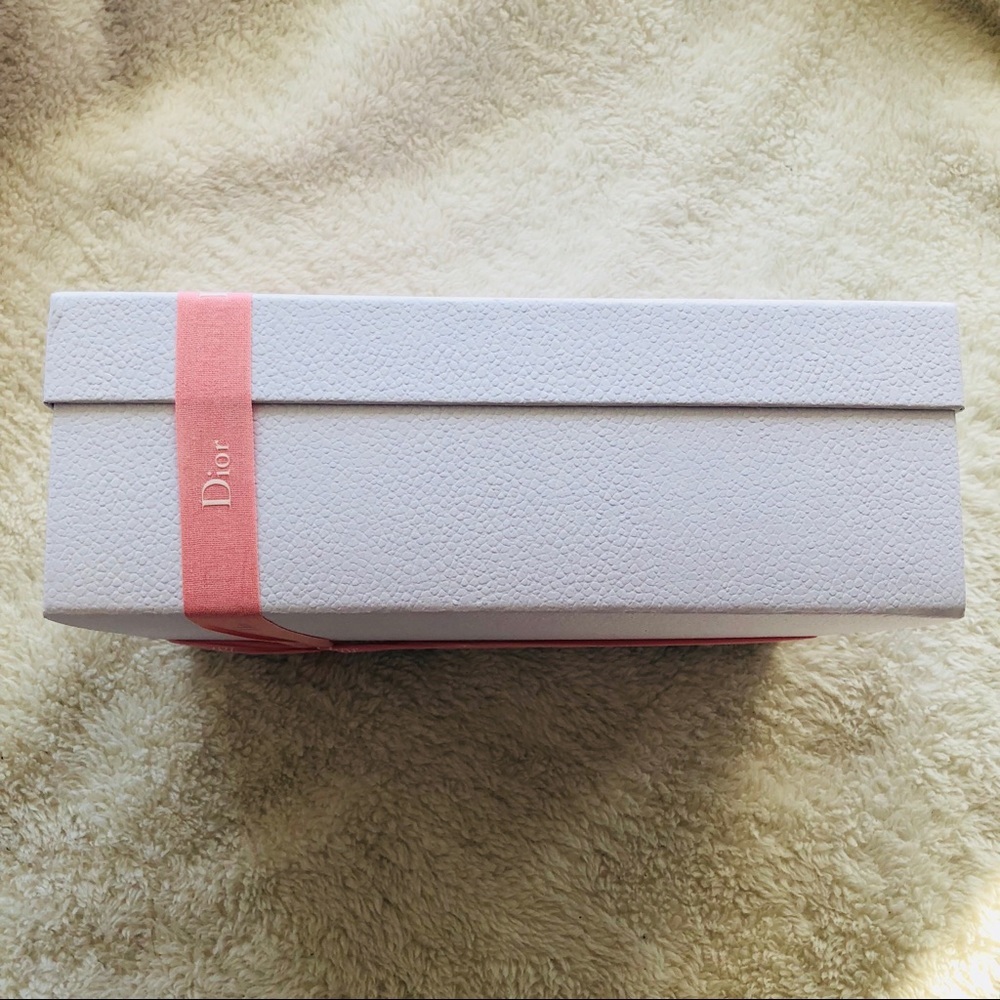 DIOR Gift Box w/ Pink Ribbon CD Paper & Sticker - Picture 4 of 8